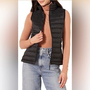 NWOT XL Black Puffer Vest